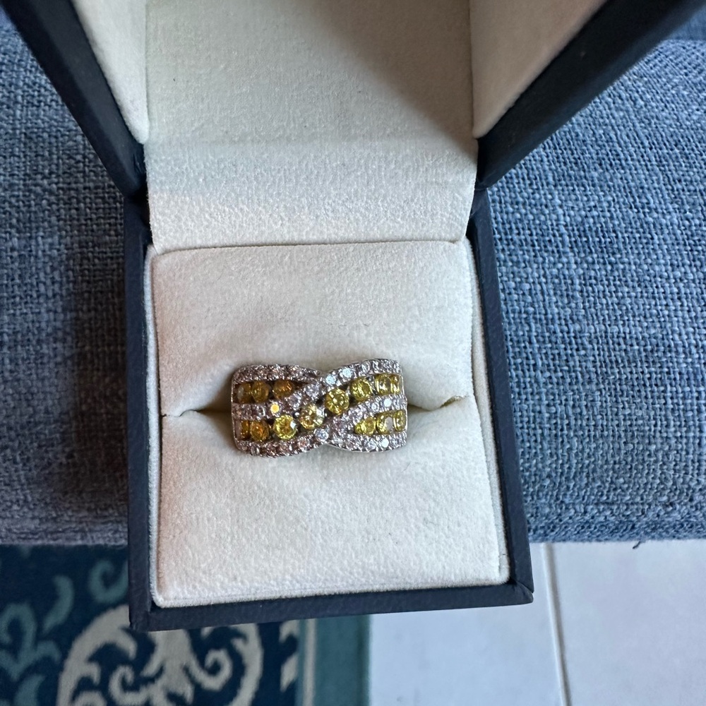Dazzling Yellow and White Sapphire Silver Women's Ring